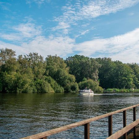 באדהופדורפ Amsterdam Lake Hotel מראה חיצוני תמונה