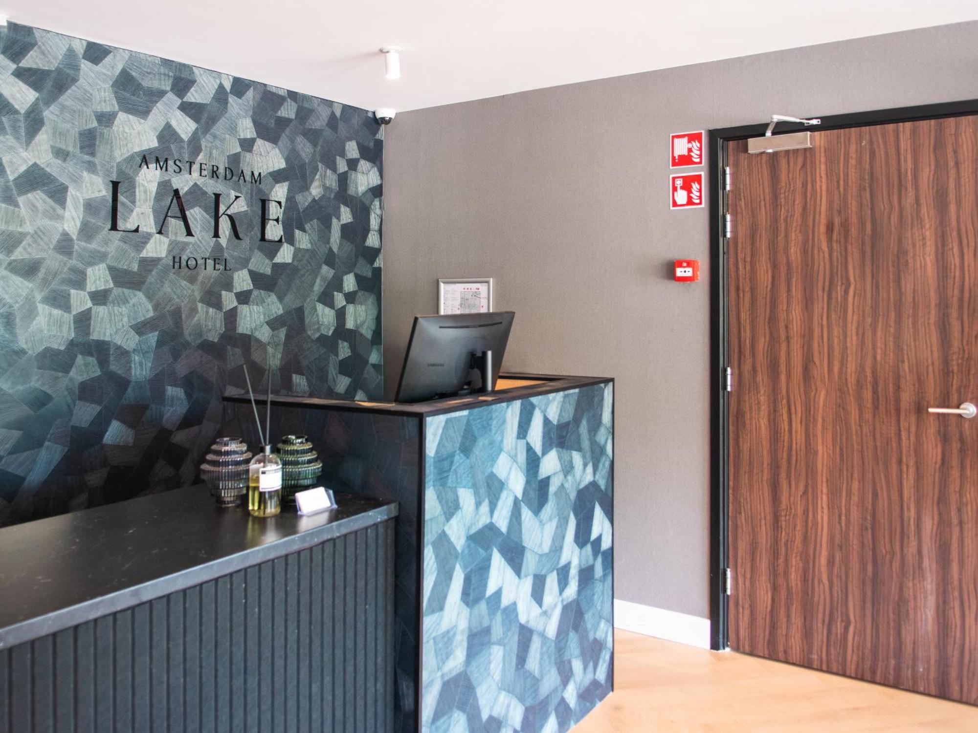 באדהופדורפ Amsterdam Lake Hotel מראה חיצוני תמונה