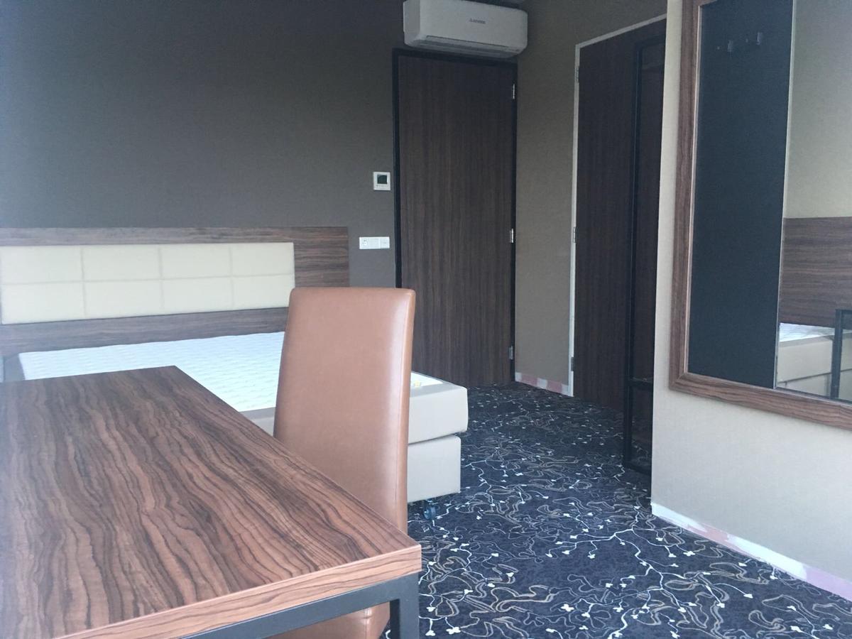 באדהופדורפ Amsterdam Lake Hotel מראה חיצוני תמונה