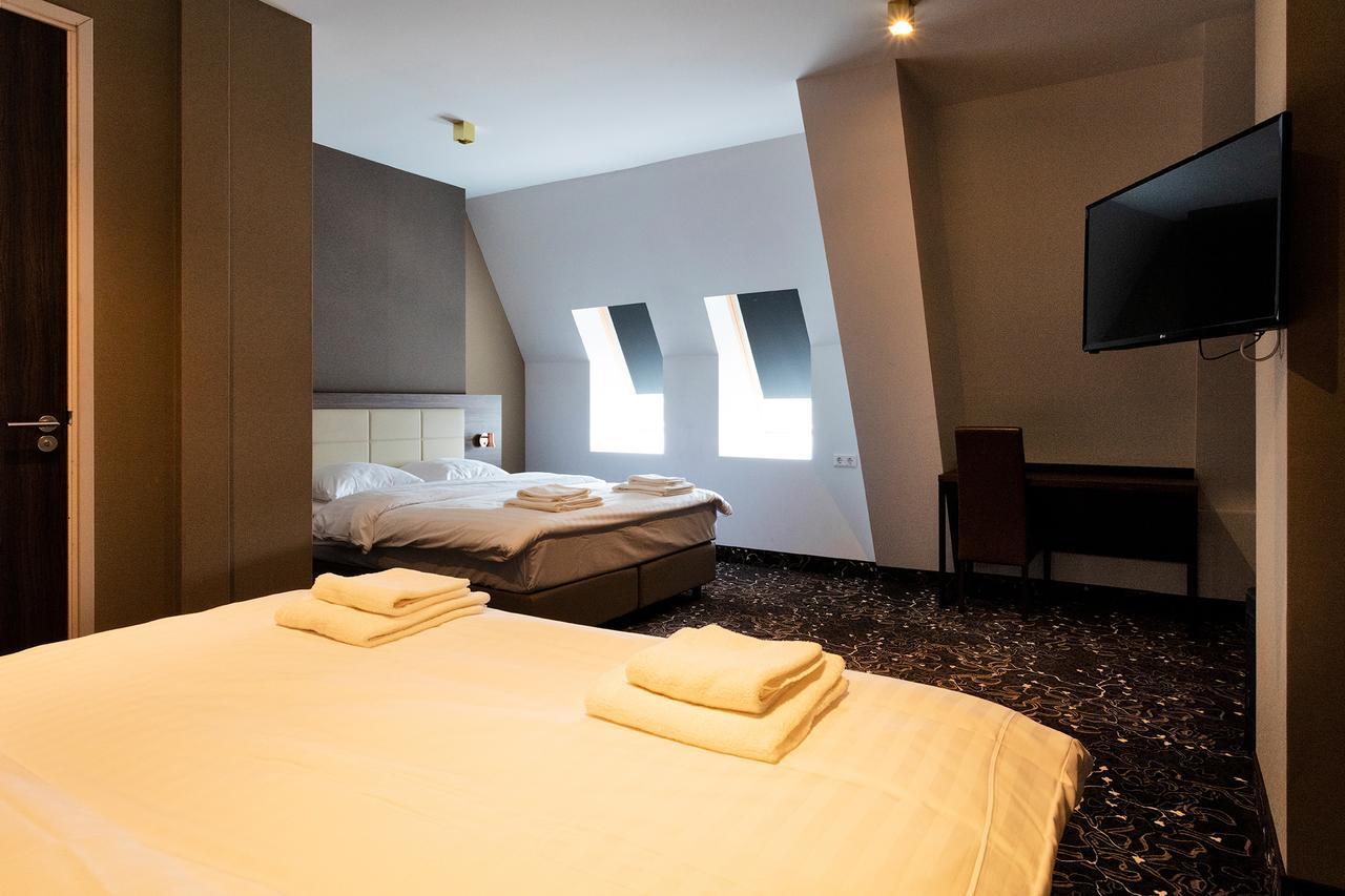 באדהופדורפ Amsterdam Lake Hotel מראה חיצוני תמונה